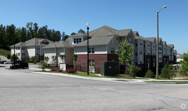 Building Photo - Wakefield Manor