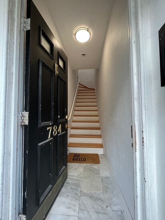 Foto principal - 784 E 3rd St