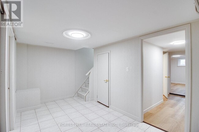 Building Photo - 57 Exbury Rd