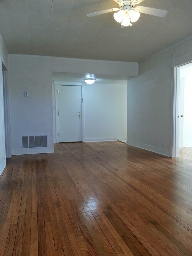 4717 Baldwin Ave Unit 403, Lincoln, NE 68504 Apartments 4717 Baldwin