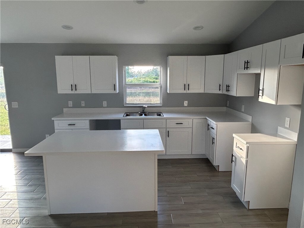 Building Photo - 776 Cashmere Ave