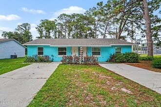 Building Photo - 300 Palm Ave