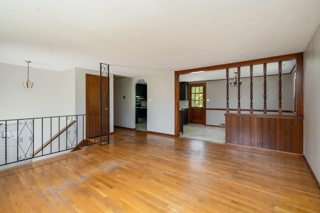 Building Photo - 22 Chatham Cir