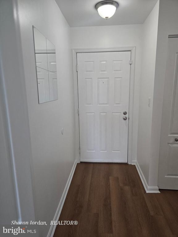 Foto principal - 8384 Montgomery Run Rd