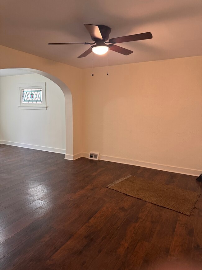 Foto del edificio - 727 Maytide St