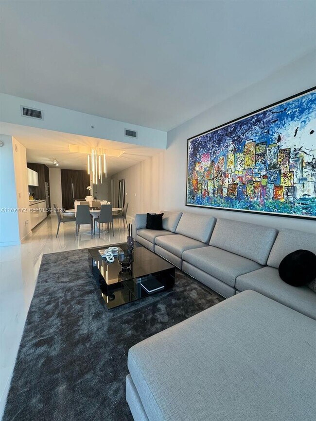 Foto del edificio - 851 NE 1st Ave