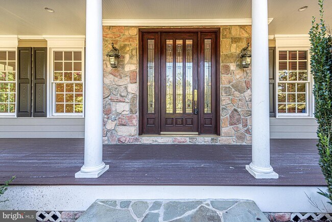 Foto del edificio - 6484 Trillium House Ln