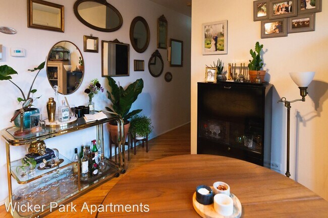 Foto del edificio - 1971 W Evergreen Ave