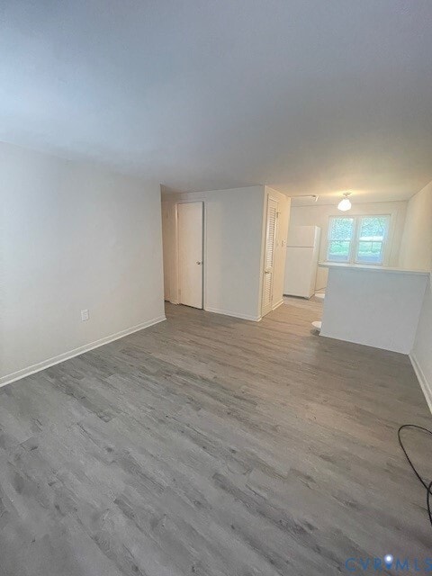 Foto del edificio - 7279 Edgeworth Rd