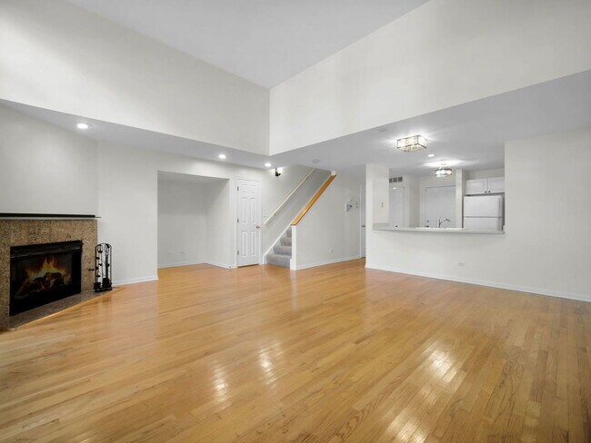 Foto del edificio - 4934 S Cornell Ave