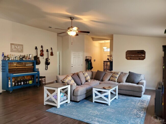 Building Photo - 4324 Thistle Pne Ct