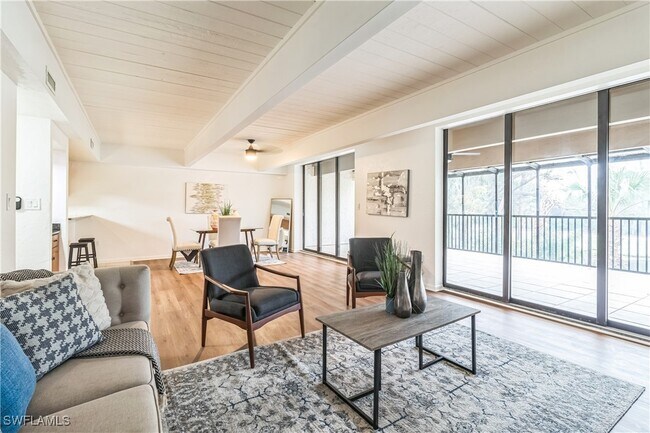 Foto del edificio - 16448 Timberlakes Dr