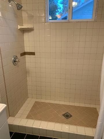 Building Photo - 5715 Meridian St