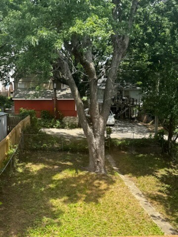 Foto del edificio - 229 N 15th St