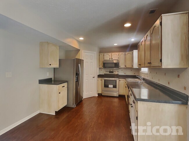 Foto del edificio - 951 Atir Ln