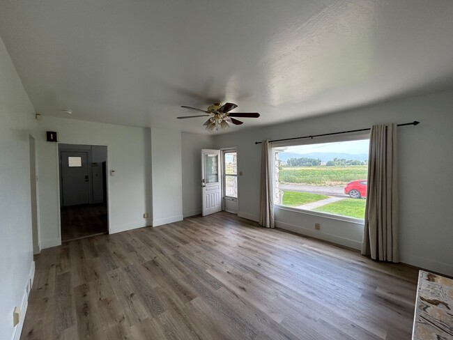 Foto del edificio - Single Family Home