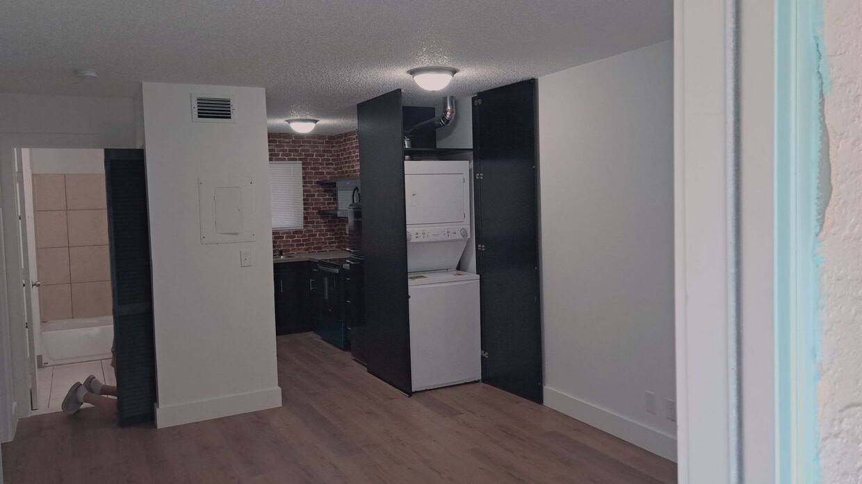 Foto principal - 1356 Alpha St