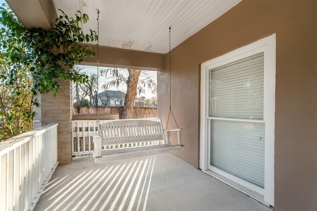 Building Photo - 4719 Junius St