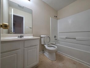 Building Photo - 15127 Blue Creek Ranch Dr