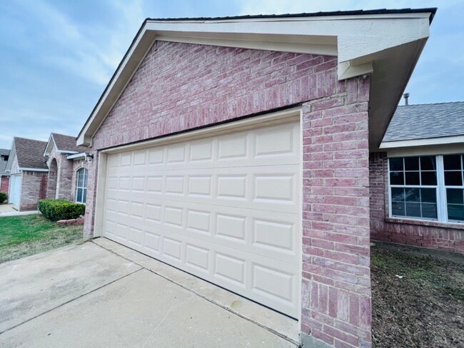 Foto del edificio - 4604 Cool Ridge Ct