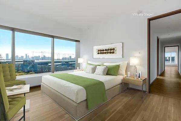 Foto del edificio - 551 W 21st St