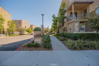 Building Photo - 20625 Desert Ash Ln