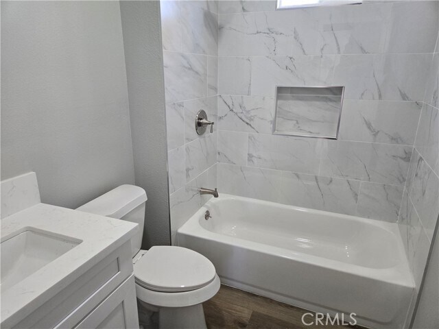 Foto del edificio - 577 W La Cadena Dr