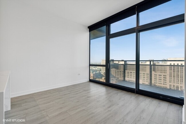 Foto del edificio - 235 W Van Buren St