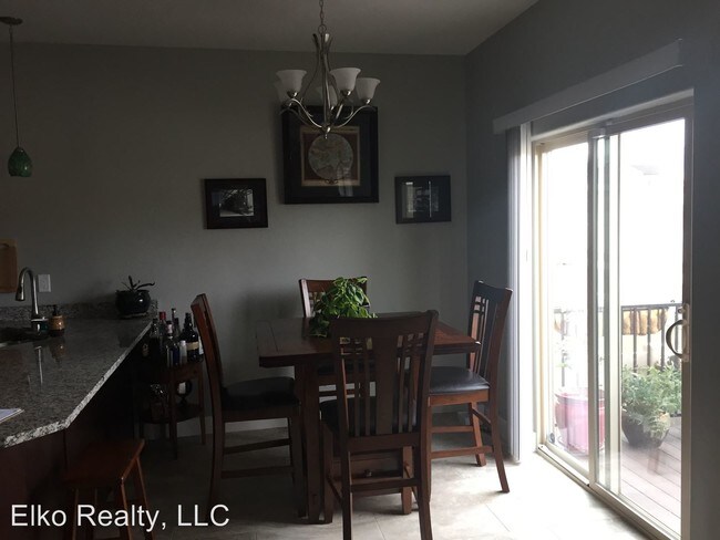 Building Photo - 4 br, 3.5 bath House - 2440 Khoury Lane