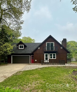 Building Photo - 103 Navajo Ave