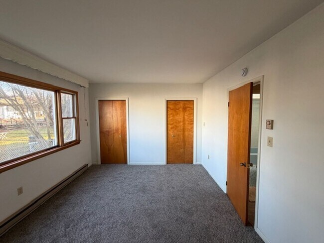 Foto del edificio - 1-bedroom in Hudson section of Plains