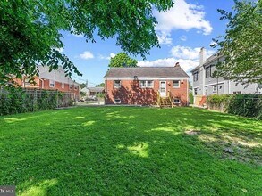 Building Photo - 10205 Douglas Ave