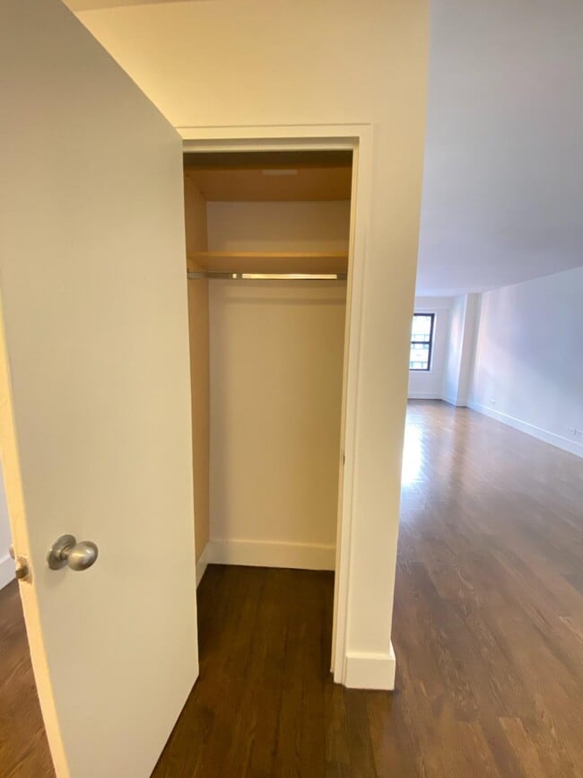 Foto del edificio - 220 E 63rd St