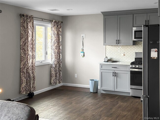 Foto del edificio - 84 Commonwealth Ave