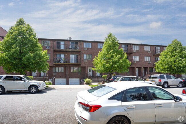 Foto del edificio - 2214-2226 Kimball St