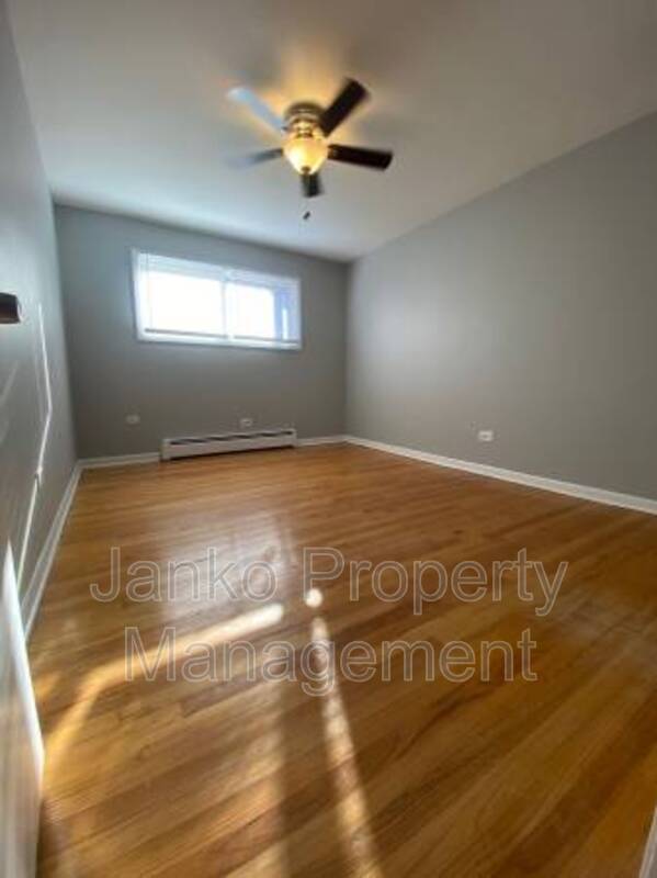 Foto del edificio - 10720 S Ridgeland Ave