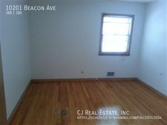 Building Photo - 10201 Beacon Ave
