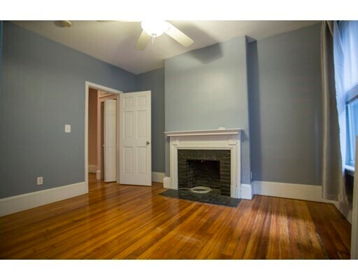 Foto del edificio - 2 Goodwin Pl