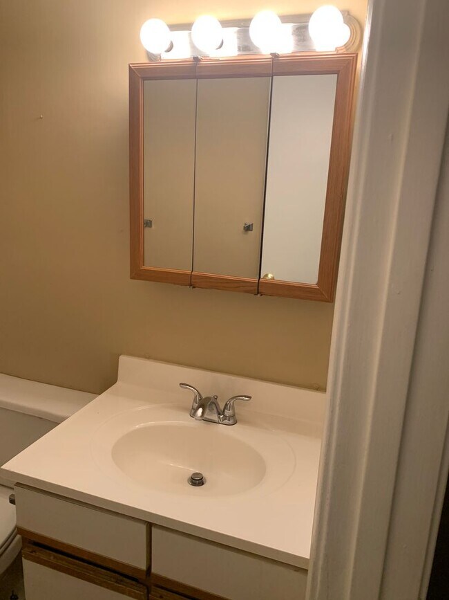 Foto del edificio - 3 bed/1 bath Old Louisville