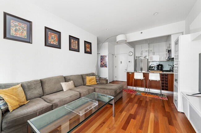 Foto del edificio - 41-18 27th St