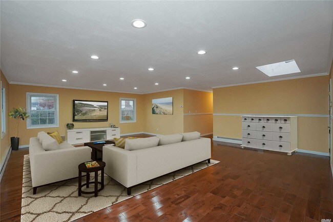 Building Photo - 344 Oxhead Rd