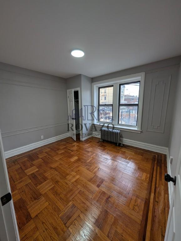 Foto del edificio - 160 Ellis Ave