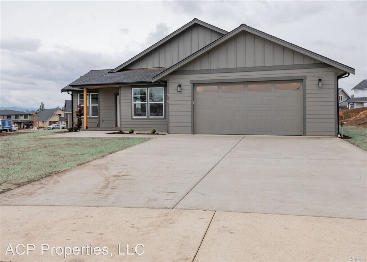 Foto principal - 3 br, 2 bath House - 1913 Benjamin Ct