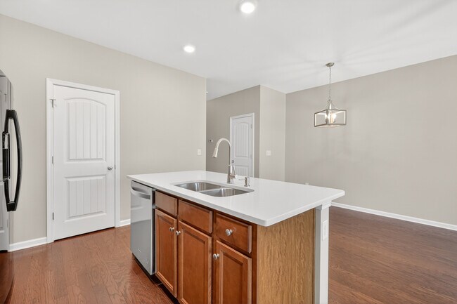 Foto del edificio - 4011 Cannonsgate Ln