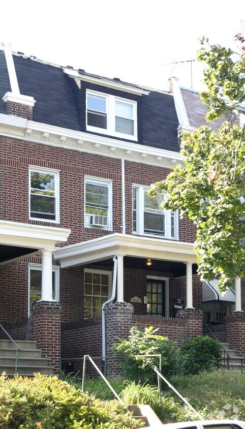 Foto del edificio - 3202 Guilford Ave