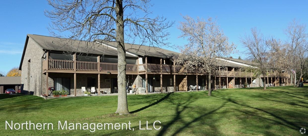 10401140 Kettle Moraine Dr, Whitewater, WI 53190 Condo for Rent in