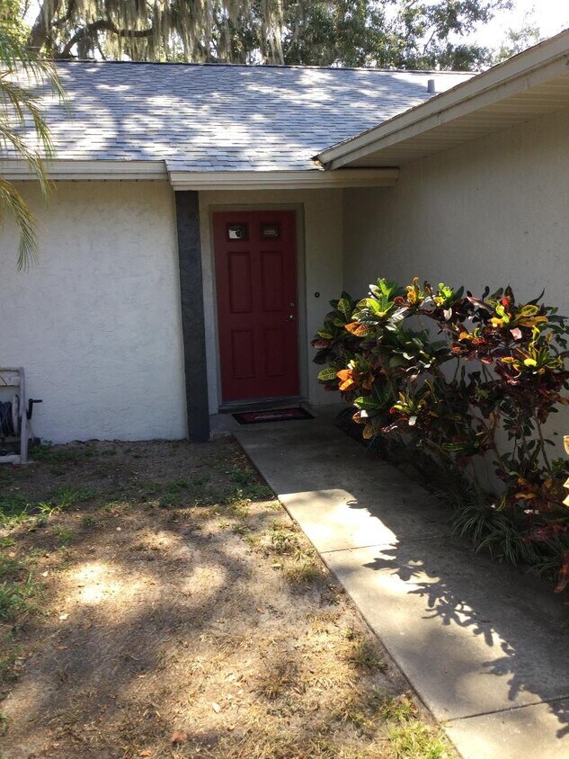 Foto principal - 624 Vernon Ave