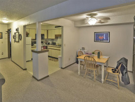 Building Photo - 1100 Oakcrest St