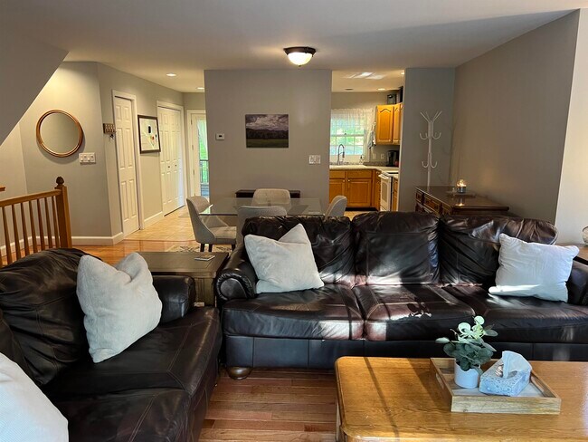 Foto del edificio - 1465 Hooksett Rd