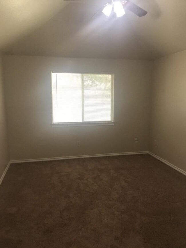 Building Photo - 4913 Brianhill Dr